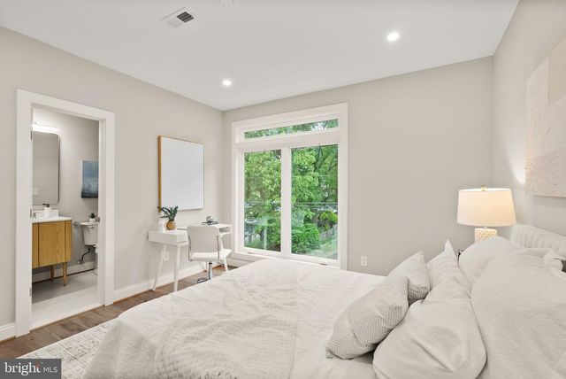 5709 5TH ST S, Arlington, VA 22204