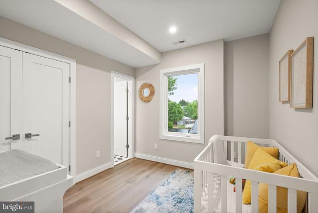 5709 5TH ST S, Arlington, VA 22204