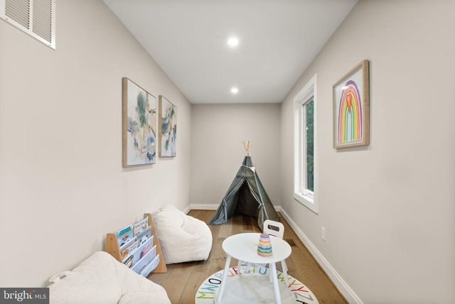 5709 5TH ST S, Arlington, VA 22204