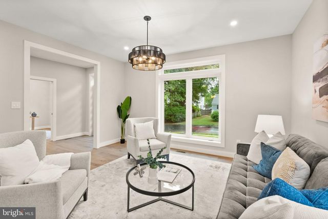 5709 5TH ST S, Arlington, VA 22204
