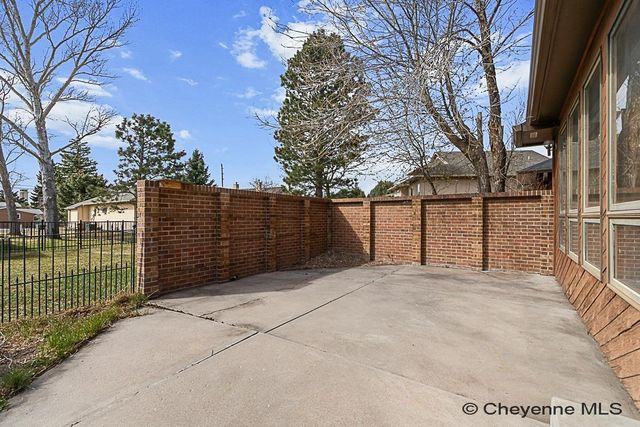 5104 SYRACUSE RD, Cheyenne, WY 82009