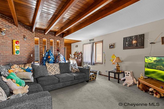 5104 SYRACUSE RD, Cheyenne, WY 82009