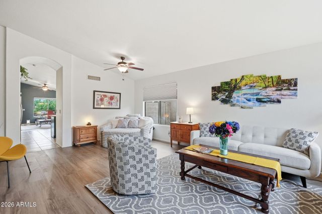 2432 W OBERLIN Way, Phoenix, AZ 85085