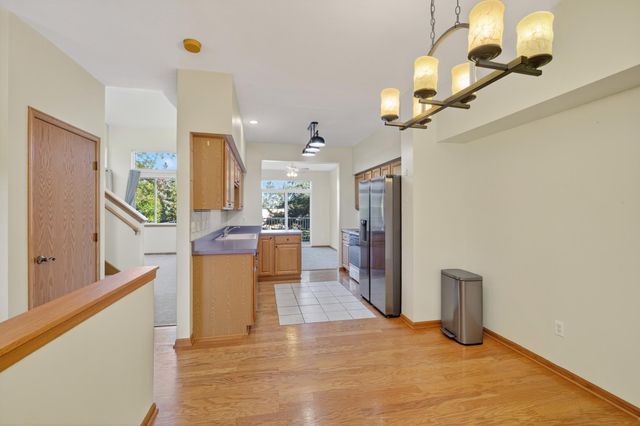 2177 Cool Stream Circle, Eagan, MN 55122