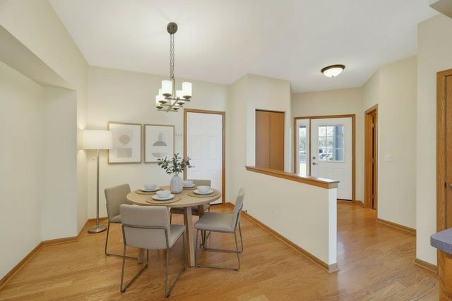 2177 Cool Stream Circle, Eagan, MN 55122