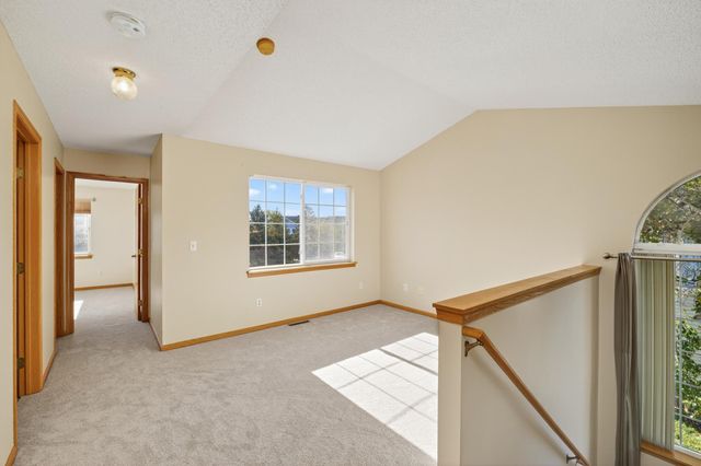 2177 Cool Stream Circle, Eagan, MN 55122