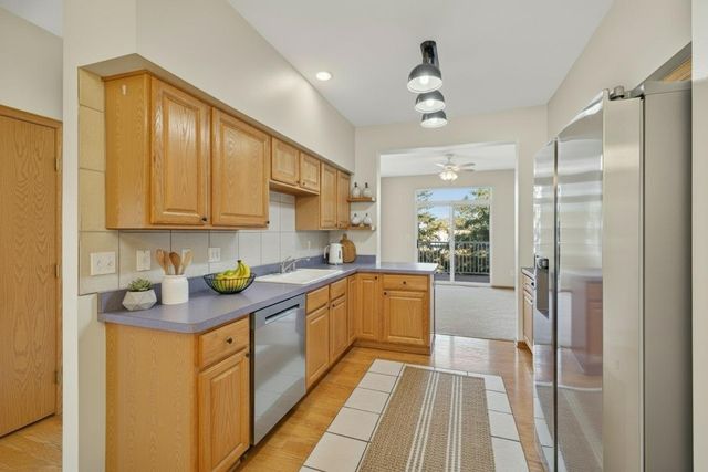 2177 Cool Stream Circle, Eagan, MN 55122