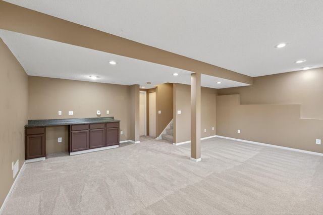 2177 Cool Stream Circle, Eagan, MN 55122