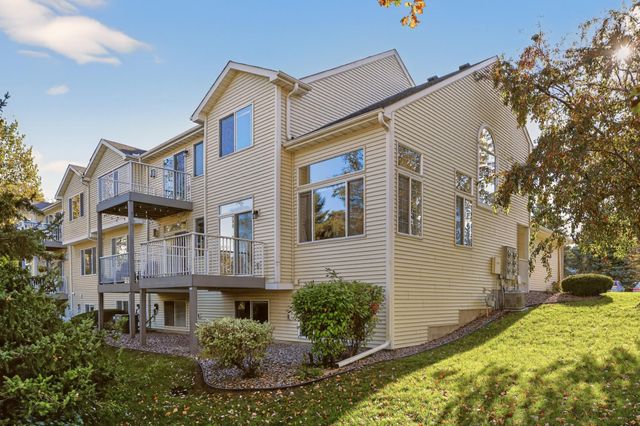 2177 Cool Stream Circle, Eagan, MN 55122