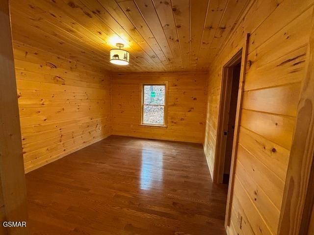 1710 Orchard Dr, Sevierville, TN 37876