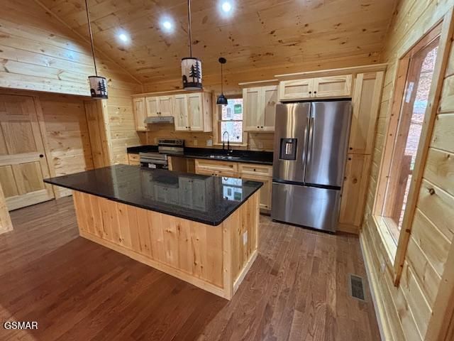 1710 Orchard Dr, Sevierville, TN 37876