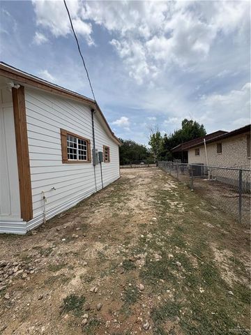 41 Rincon Road, Escobares, TX 78584
