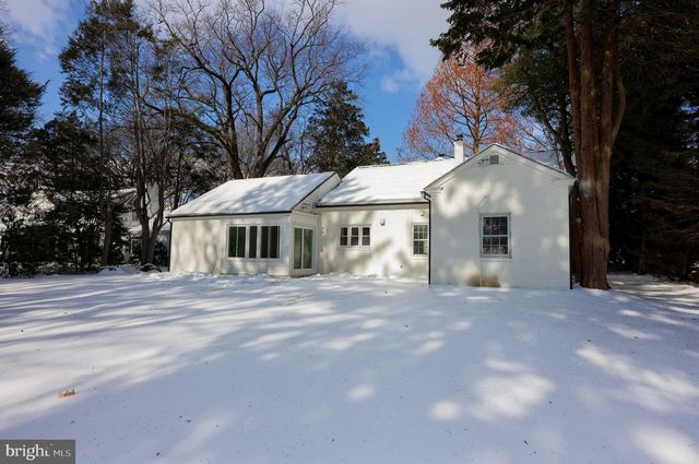 1508 HILLCREST RD, Lancaster, PA 17603