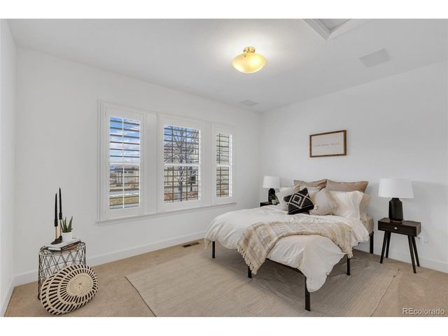 10632 Star Thistle Ct, Highlands Ranch, CO 80126