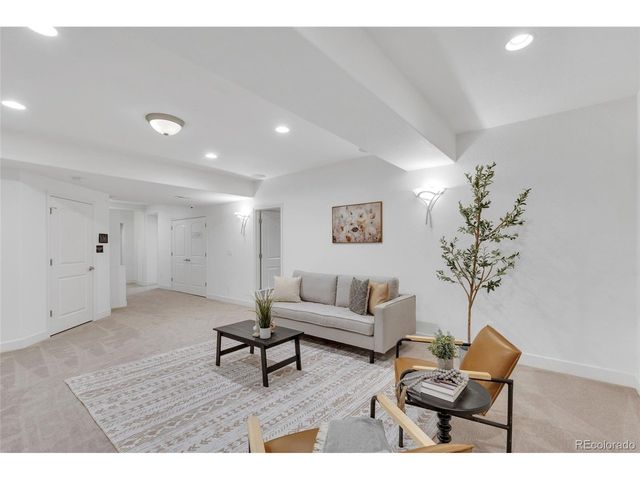 10632 Star Thistle Ct, Highlands Ranch, CO 80126