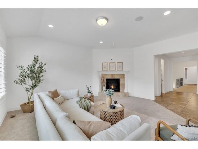 10632 Star Thistle Ct, Highlands Ranch, CO 80126