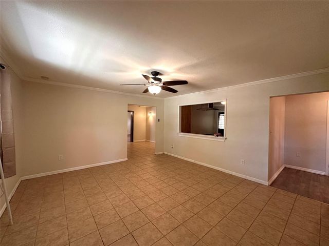 400 Sunbonnet DR, Buda, TX 78610