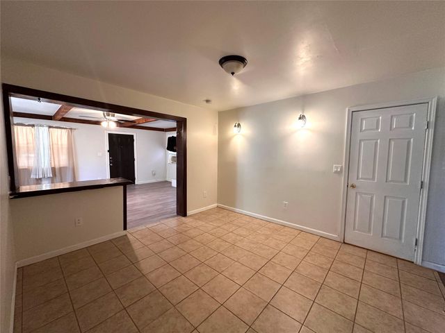 400 Sunbonnet DR, Buda, TX 78610