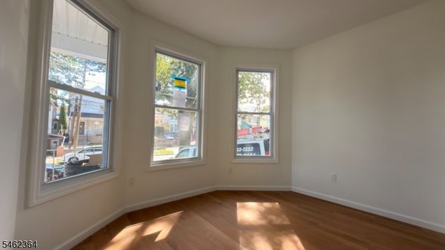 346 Woodside Ave, Newark City, NJ 07104