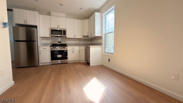 346 Woodside Ave, Newark City, NJ 07104