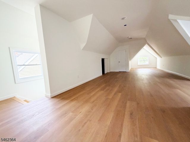 346 Woodside Ave, Newark City, NJ 07104