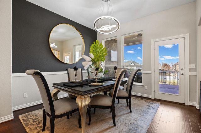 381 Betony LOOP, Buda, TX 78610