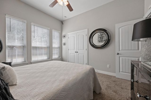 381 Betony LOOP, Buda, TX 78610