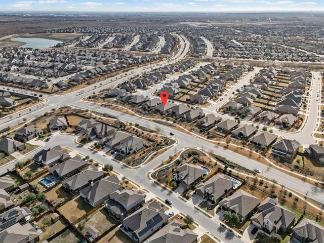 381 Betony LOOP, Buda, TX 78610