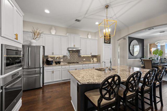 381 Betony LOOP, Buda, TX 78610