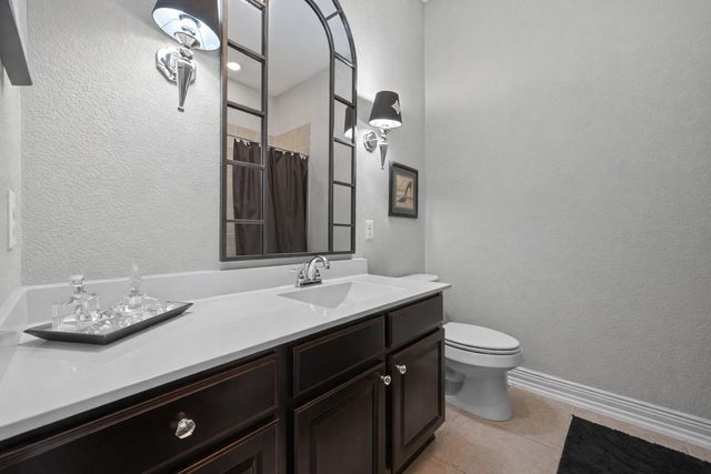 381 Betony LOOP, Buda, TX 78610