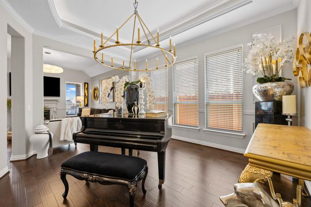 381 Betony LOOP, Buda, TX 78610