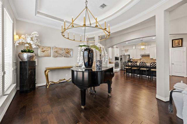 381 Betony LOOP, Buda, TX 78610