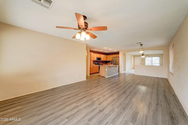 39942 N PASSARO Drive, San Tan Valley, AZ 85140