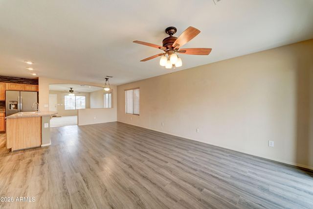 39942 N PASSARO Drive, San Tan Valley, AZ 85140