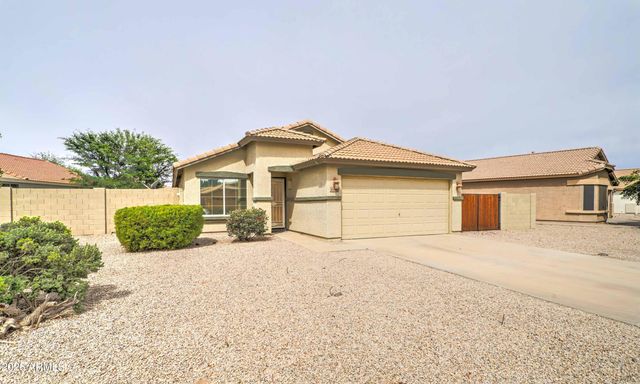 39942 N PASSARO Drive, San Tan Valley, AZ 85140