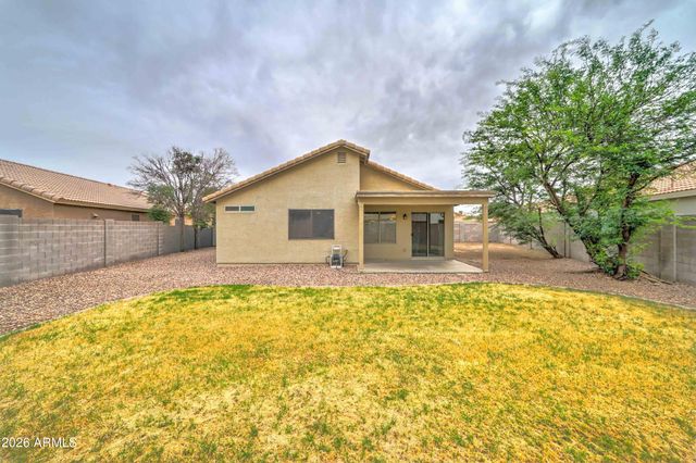 39942 N PASSARO Drive, San Tan Valley, AZ 85140