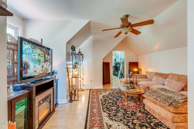 114 Greenland Park Road, Church Hill, TN 37642