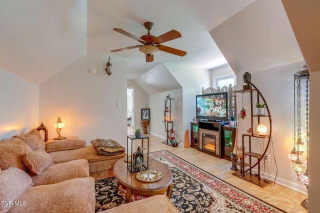 114 Greenland Park Road, Church Hill, TN 37642