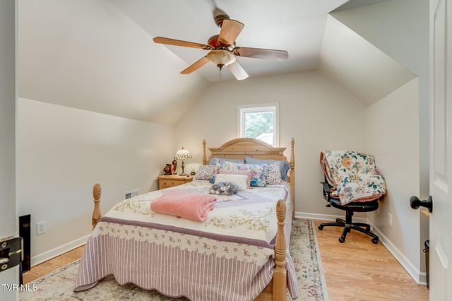 114 Greenland Park Road, Church Hill, TN 37642