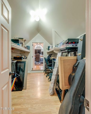 114 Greenland Park Road, Church Hill, TN 37642