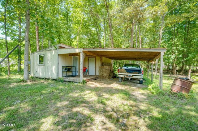 114 Greenland Park Road, Church Hill, TN 37642