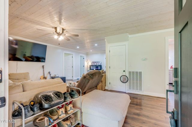 114 Greenland Park Road, Church Hill, TN 37642