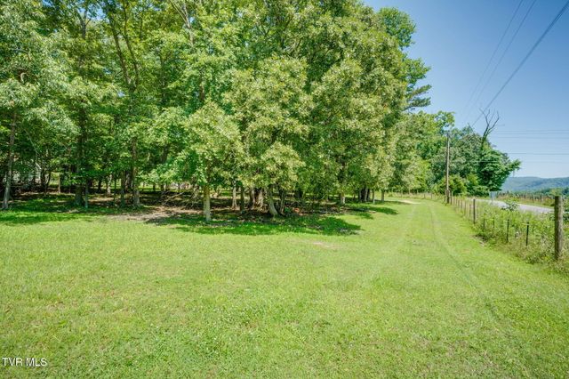 114 Greenland Park Road, Church Hill, TN 37642