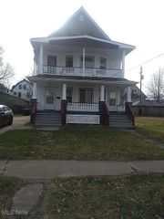 10910 Massie Avenue, Cleveland, OH 44108