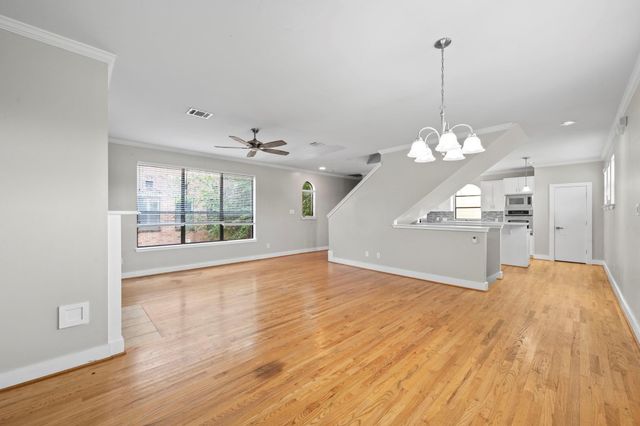 2154 Arabelle Street, Houston, TX 77007