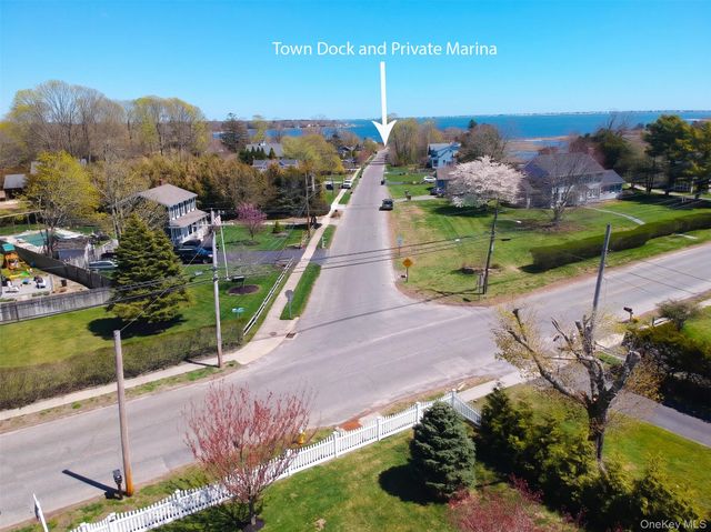 32 Atlantic Avenue, East Moriches, NY 11940