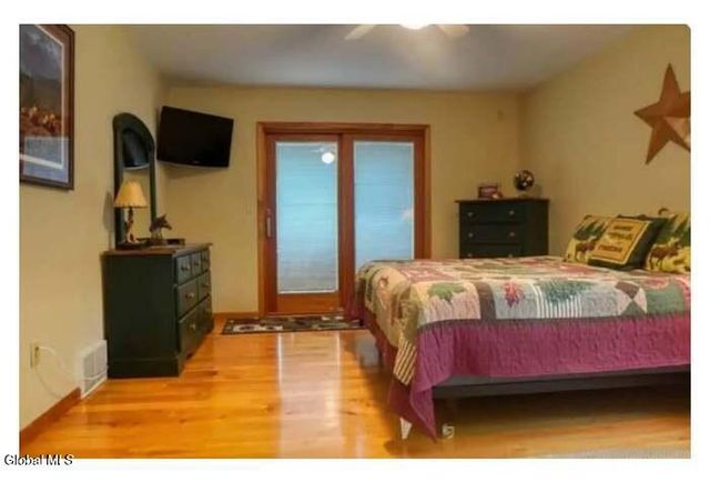 14 Gunn Lane, Queensbury, NY 12804