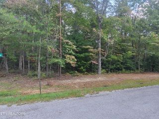 126 Knollwood Lane, Crossville, TN 38558