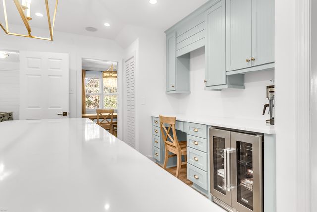 312 Bayview Drive, Mount Pleasant, SC 29464