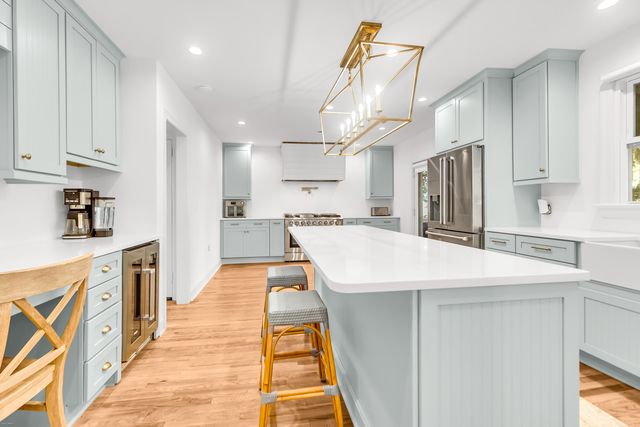 312 Bayview Drive, Mount Pleasant, SC 29464